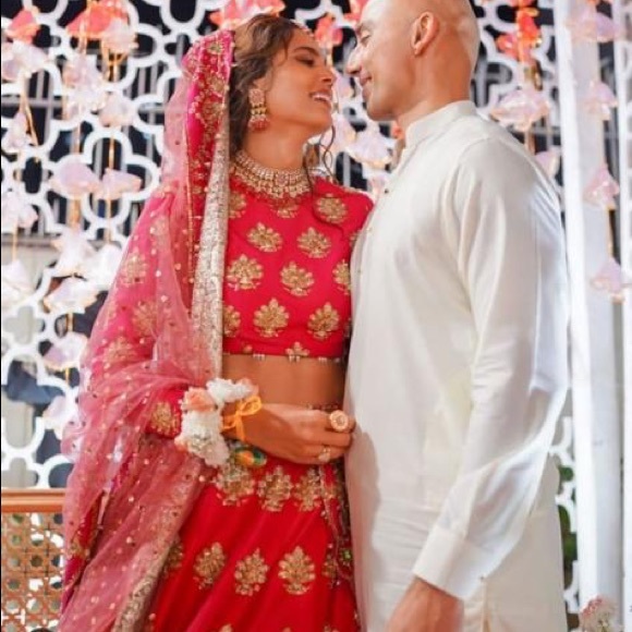 ALI XEESHAN WHITE BRIDAL LENGHA BRAND NEW - Picture 2 of 4